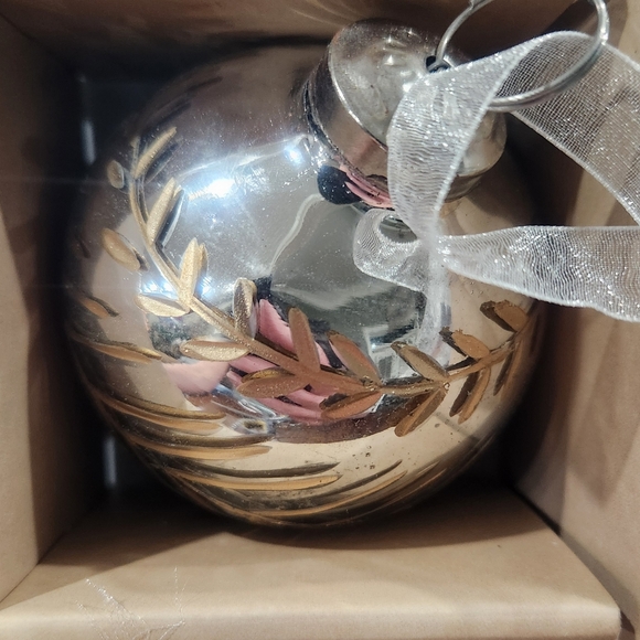 🆕️ Tidings & Joy Glass Ornaments 6 pc set - Picture 6 of 9